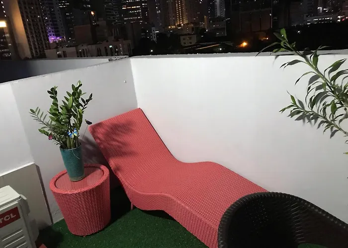 Apartment Cosy With Balcony 100mbps And Netflix *
