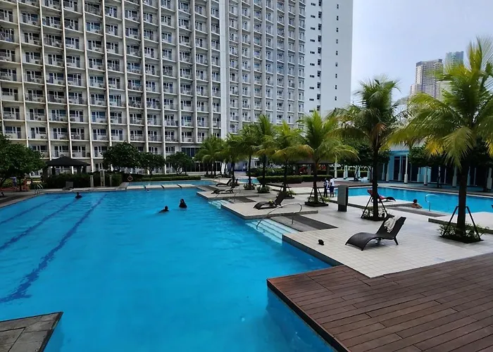 Cosy With Balcony 100mbps And Netflix * Manila